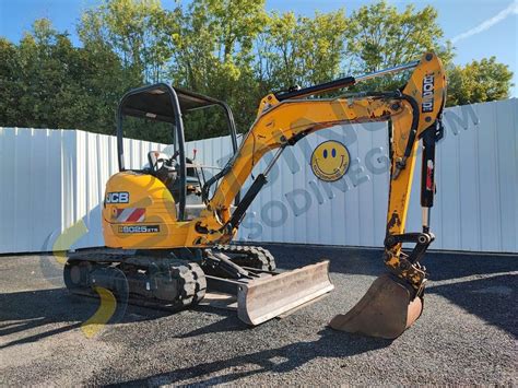 jcb mini 8025 door size